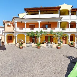 La Corte Di Anastasia , Torpè Italia